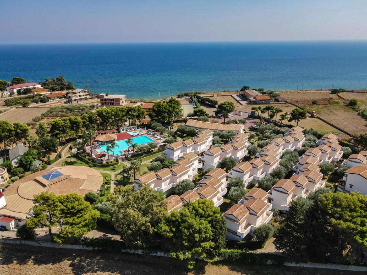 Villaggio Spiagge Rosse Capo Rizzuto Esterno foto