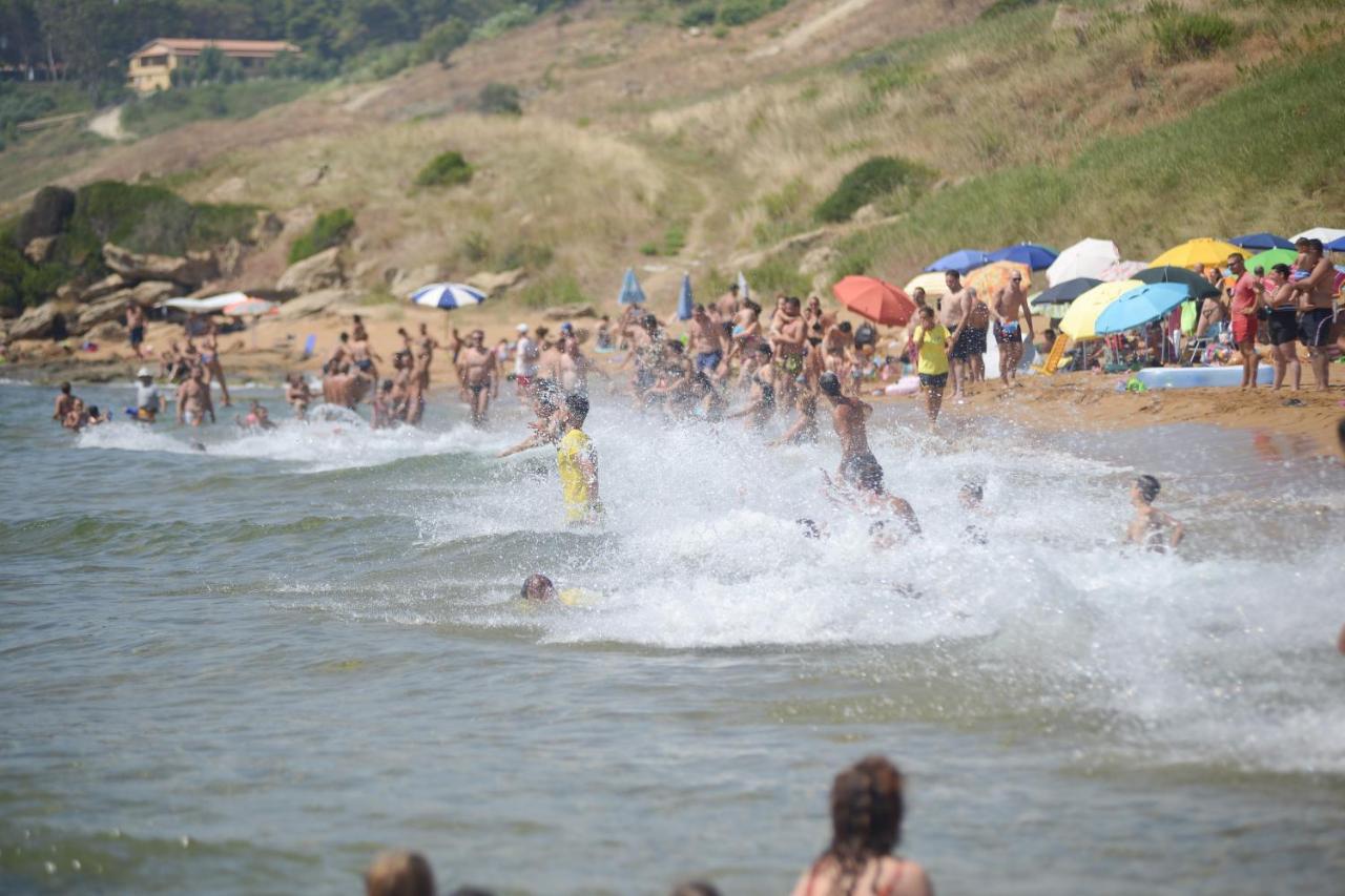 Villaggio Spiagge Rosse Capo Rizzuto Esterno foto