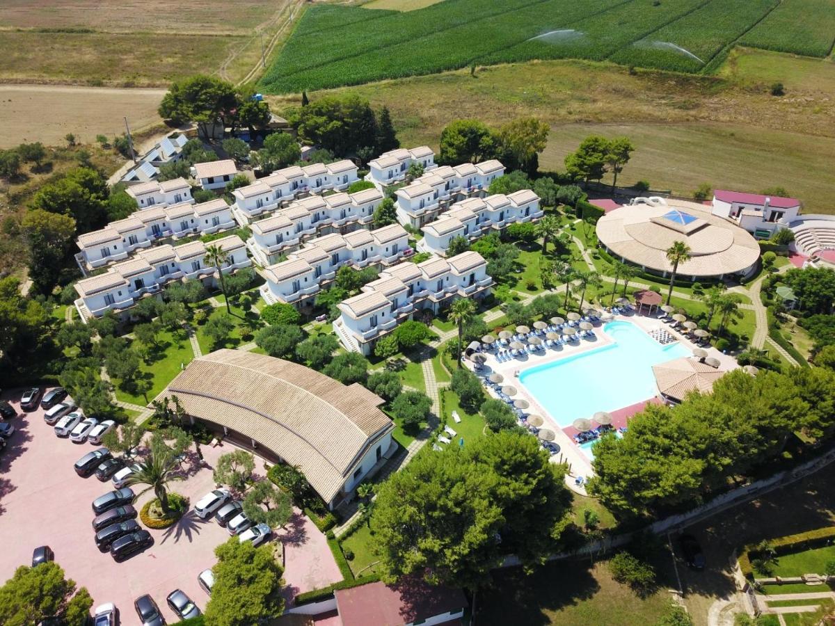 Villaggio Spiagge Rosse Capo Rizzuto Esterno foto